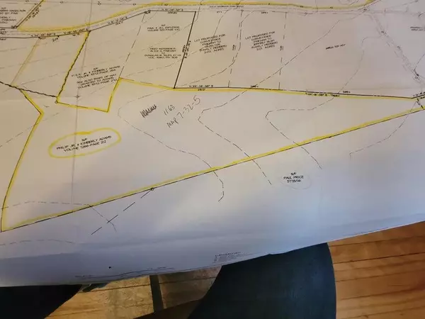 Holden, ME 04429,7-32-5 Pinkham RD