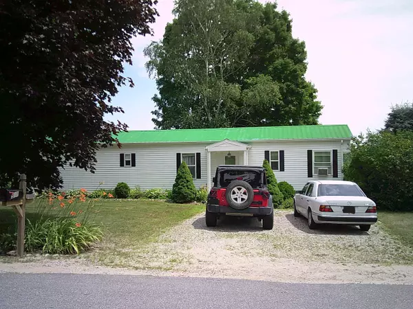 311 Blackguard RD, Waterford, ME 04088
