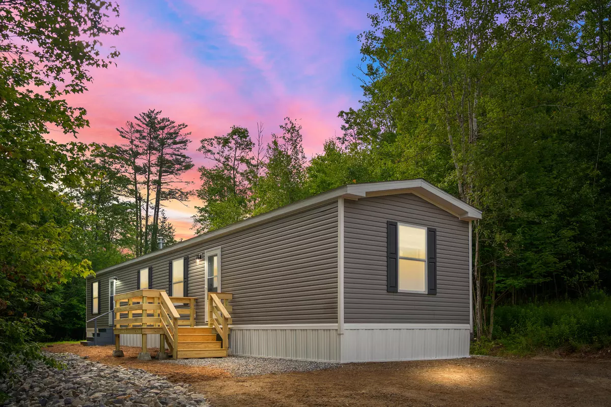 Parsonsfield, ME 04047,68 ELM ST