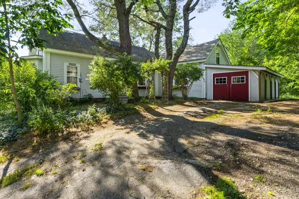 81 Richardson ST, Bath, ME 04530