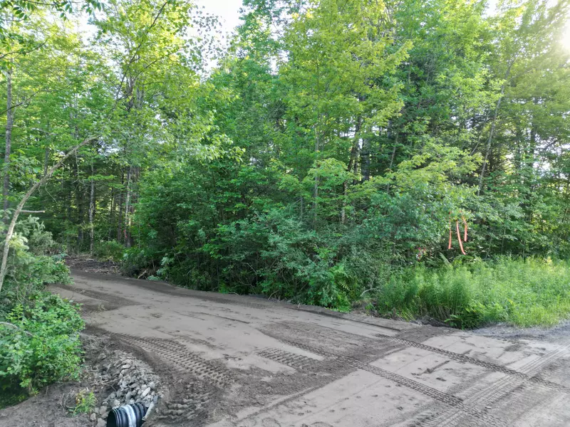 TBD Bacon RD, Charleston, ME 04422