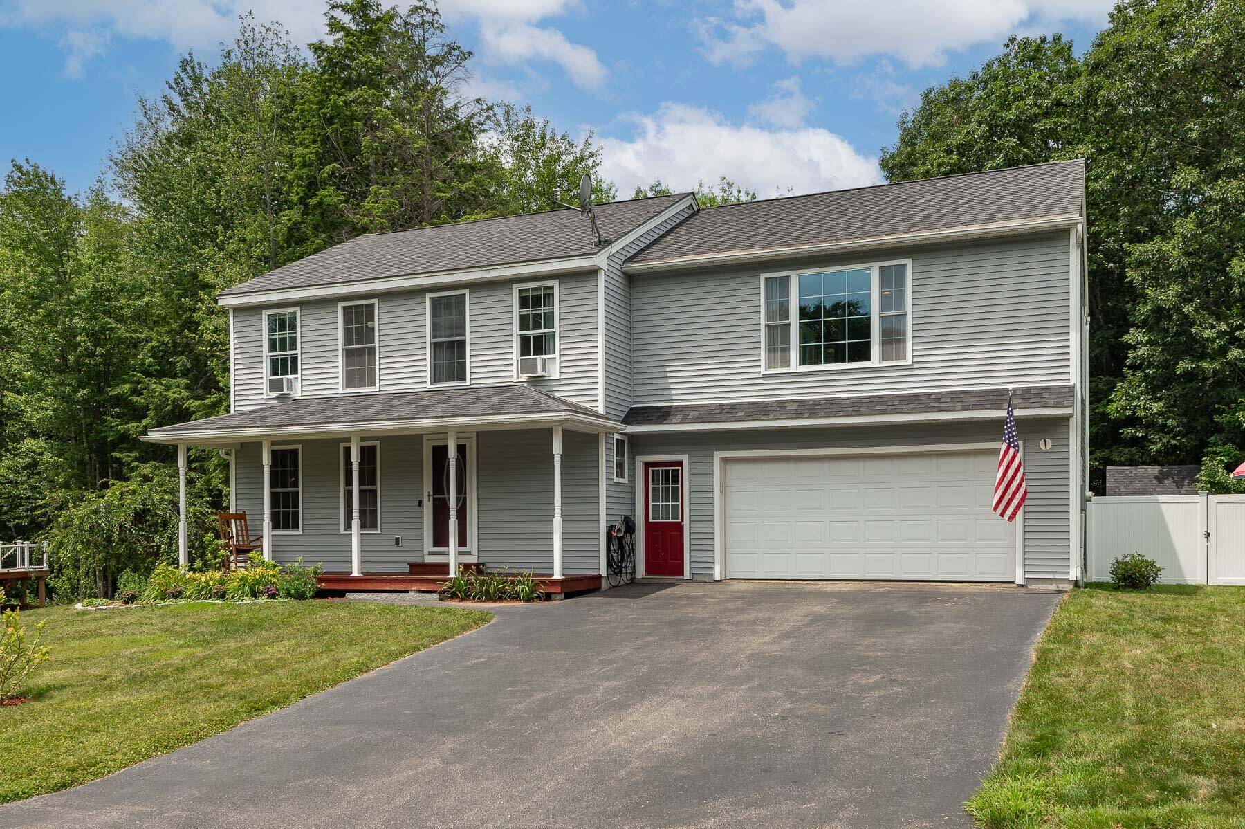 13 Dobson RD, Berwick, ME 03901