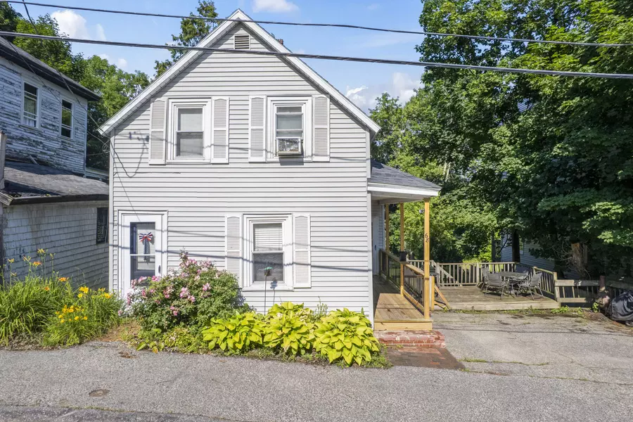 68 Newbury ST, Auburn, ME 04210