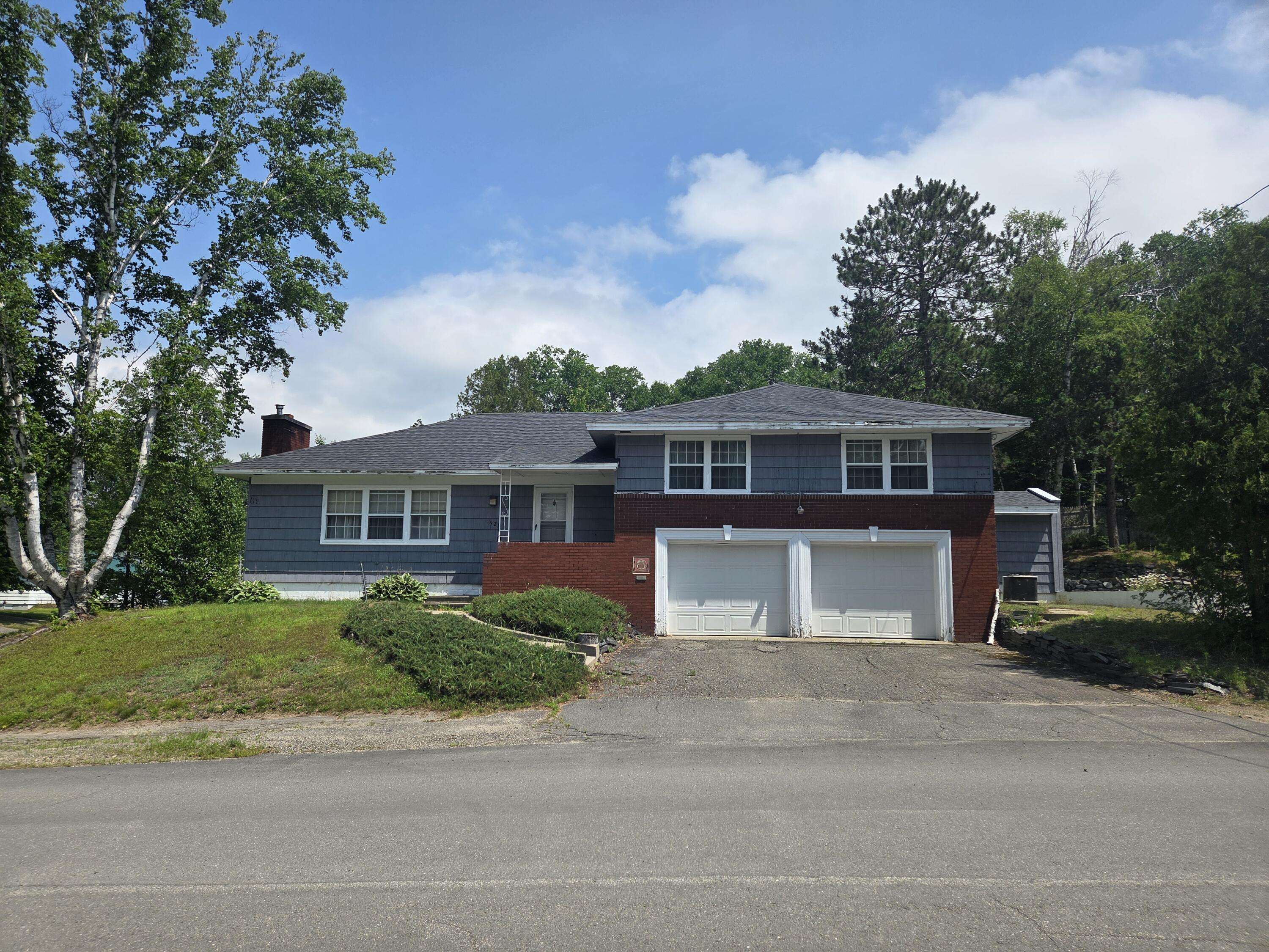 125 Connecticut AVE, Millinocket, ME 04462