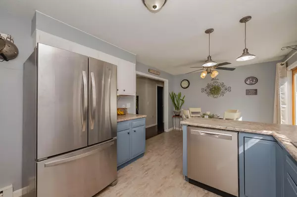 Eliot, ME 03903,52 Dover RD