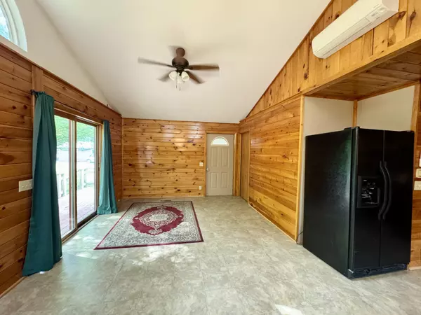 Old Town, ME 04468,24 N Tiery ST