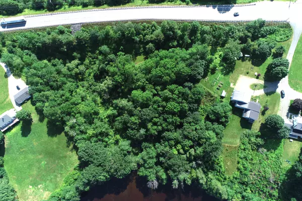 Pittston, ME 04345,15 Albert CIR