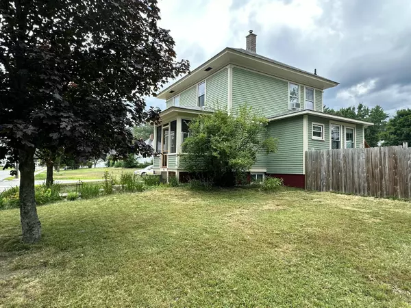 Parsonsfield, ME 04047,72 Federal RD