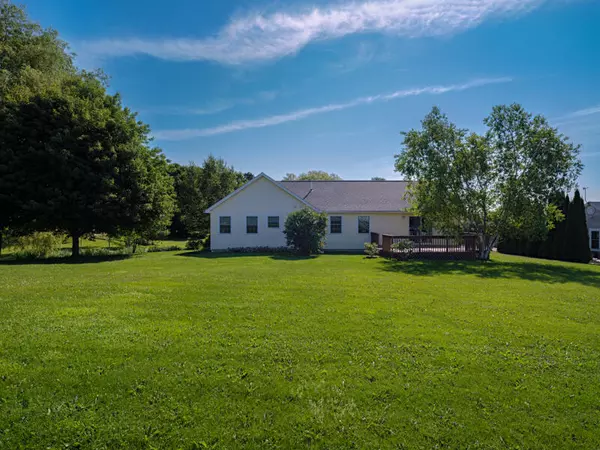 Thomaston, ME 04861,11 Knox Ridge AVE