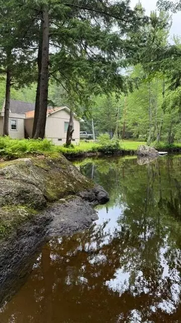 Paris, ME 04281,277 Buckfield RD