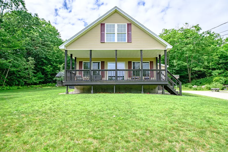 14 Corbett DR, Norway, ME 04268