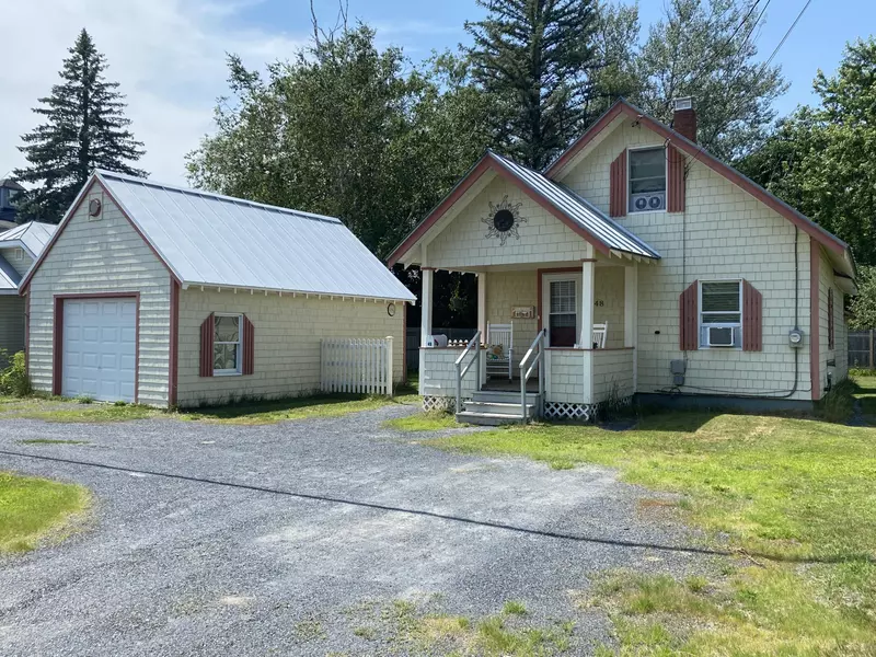 48 Dane AVE, Skowhegan, ME 04976
