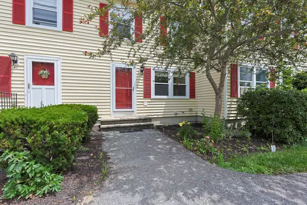 Kennebunk, ME 04043,39 Powder Mill DR #39