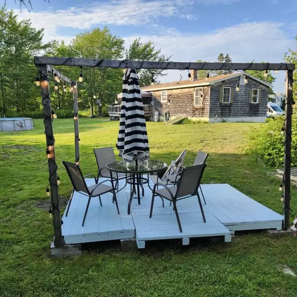 Milbridge, ME 04658,96 N Main ST