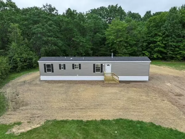 Chelsea, ME 04330,275 Nelson RD