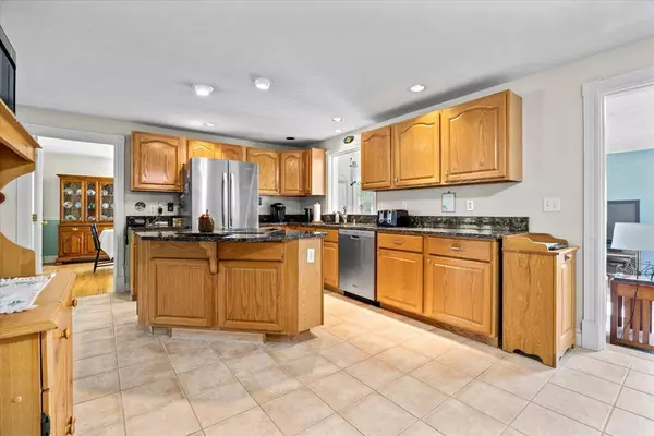 South Portland, ME 04106,45 Snowberry DR