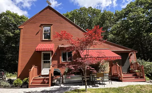 Kennebunk, ME 04043,9 Rusty Bucket LN