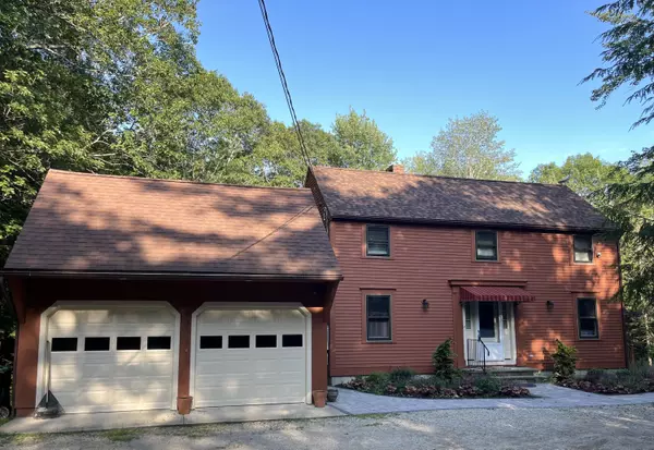 Kennebunk, ME 04043,9 Rusty Bucket LN