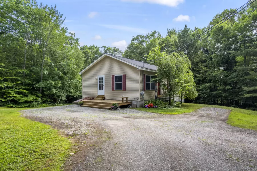 99 Jordan RD, Buckfield, ME 04220