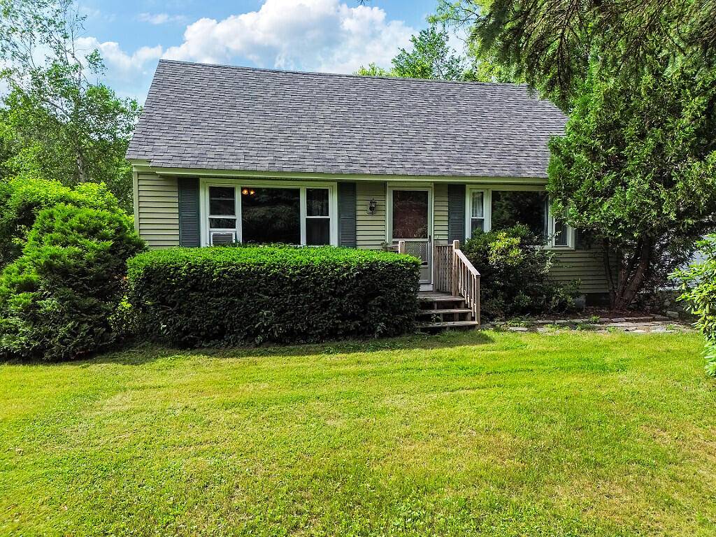 77 W River RD, Waterville, ME 04901