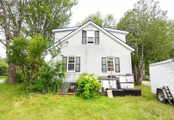 Topsham, ME 04086,282 Middlesex RD