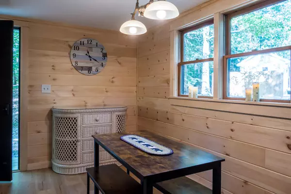 Pownal, ME 04069,43 Allen RD