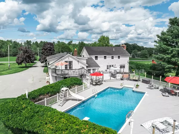 Brewer, ME 04412,321 Eastern AVE