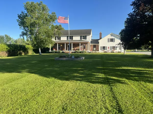 Brewer, ME 04412,321 Eastern AVE