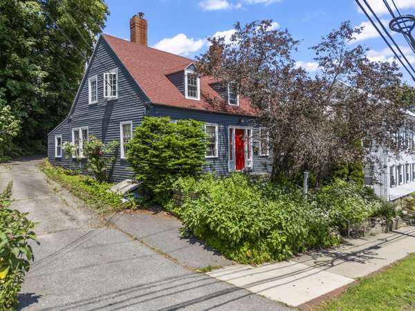 141 Centre ST, Bath, ME 04530