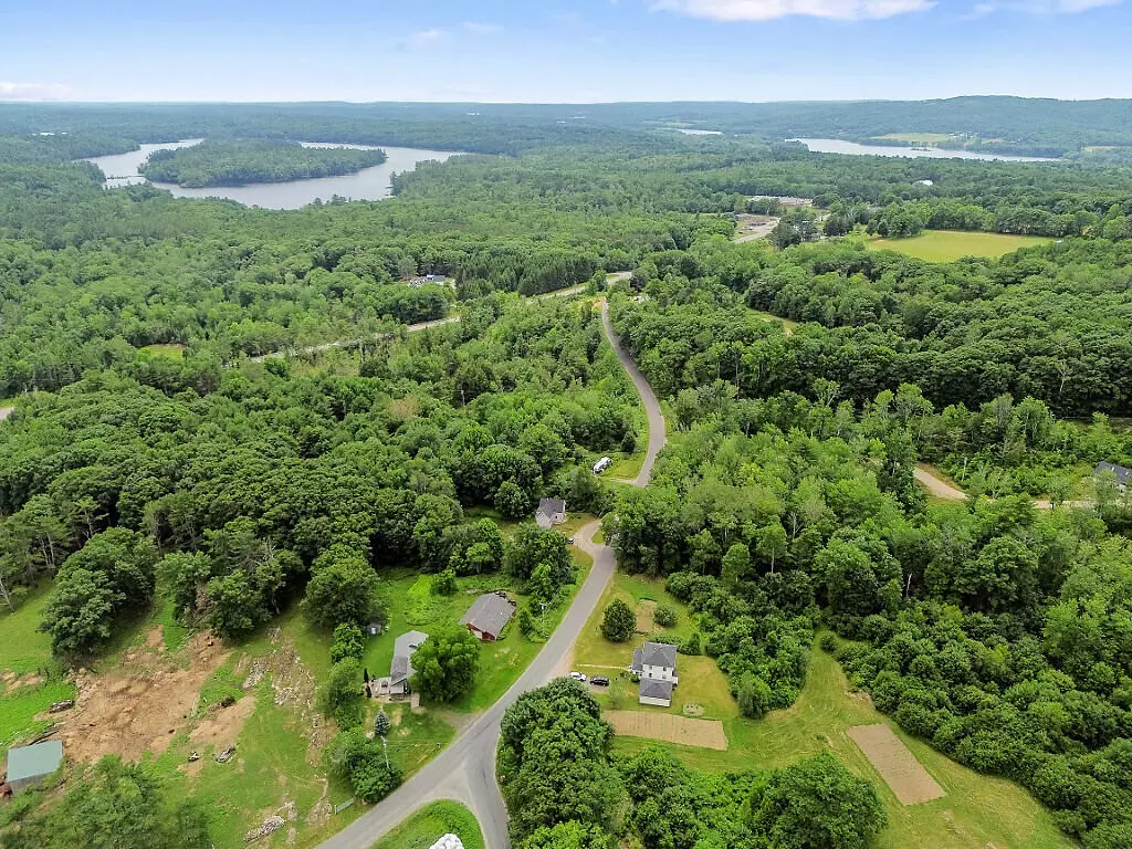 Union, ME 04862,738 Payson RD