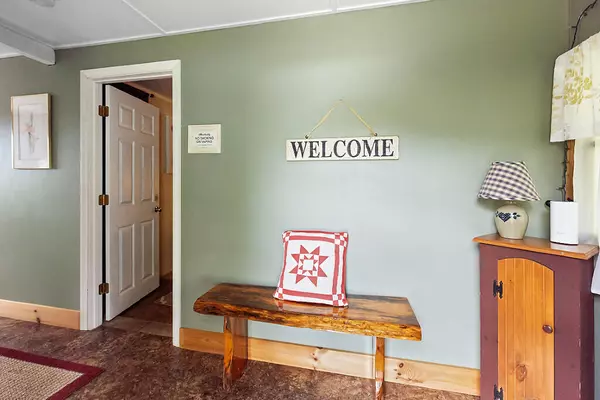 Union, ME 04862,738 Payson RD