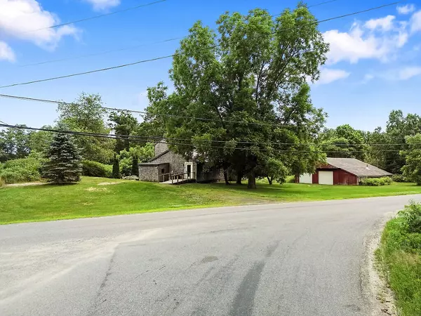 Union, ME 04862,738 Payson RD