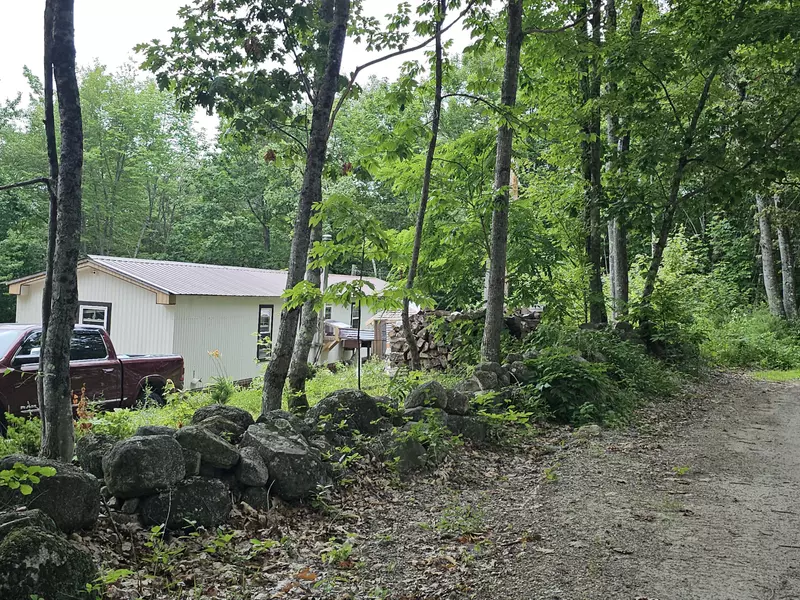 26 Jam Hill RD, Oxford, ME 04270