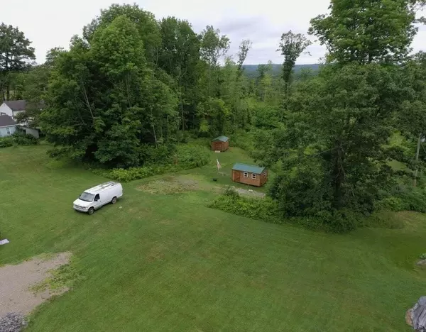 Vassalboro, ME 04989,1856 Riverside DR