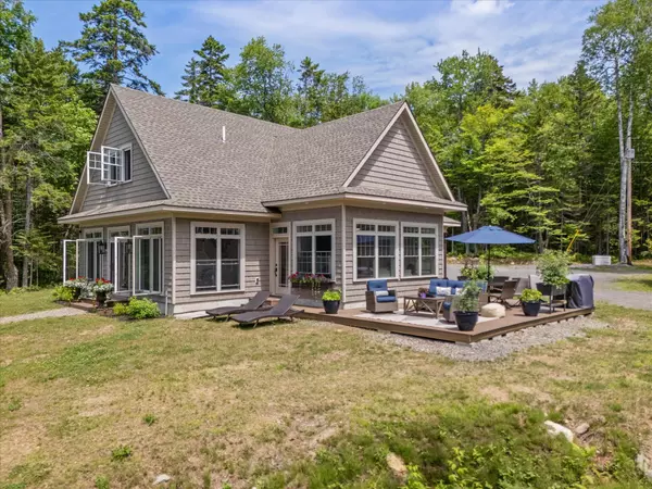 Lake View Plt, ME 04463,622 Railroad Bed RD