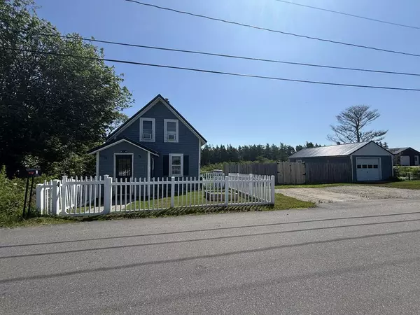 Jonesport, ME 04649,31 Feeney ST
