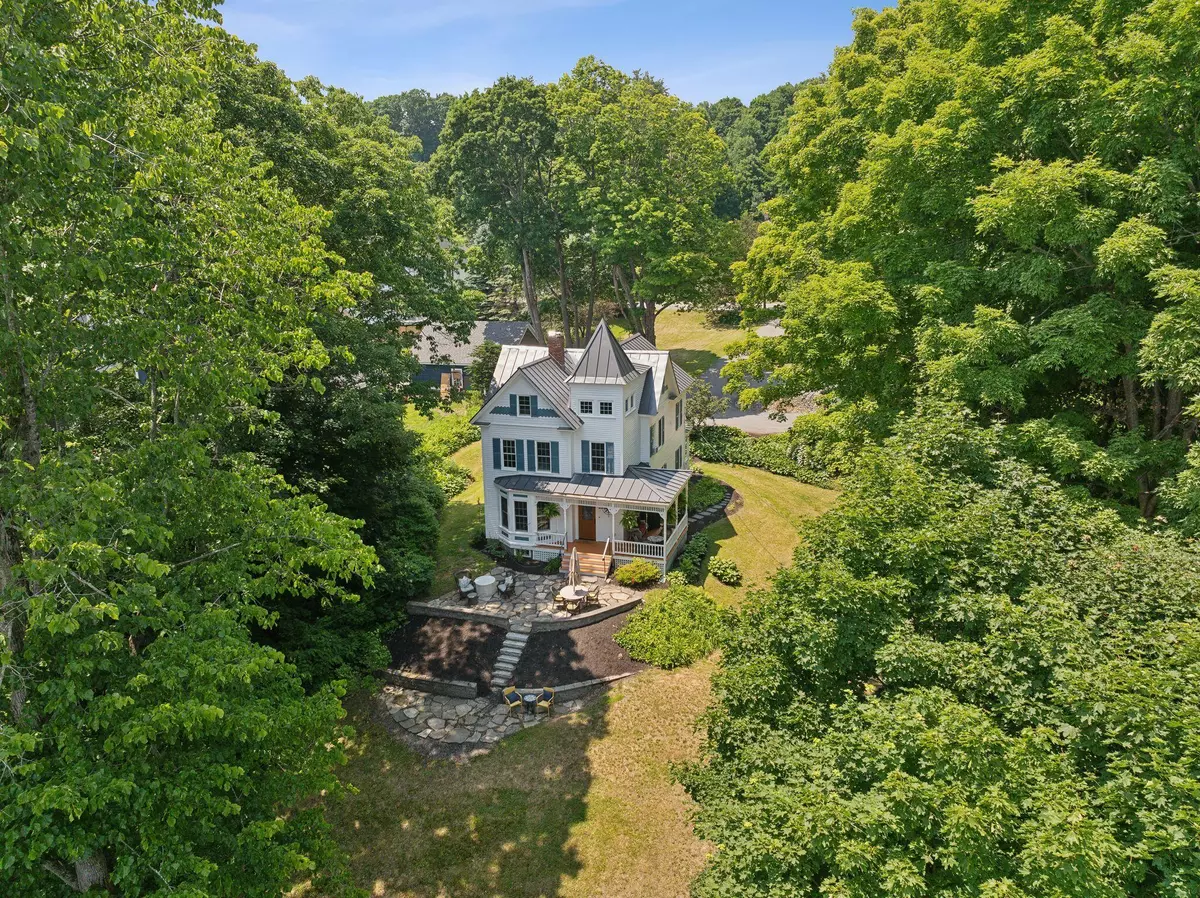 Hallowell, ME 04347,74 Middle ST