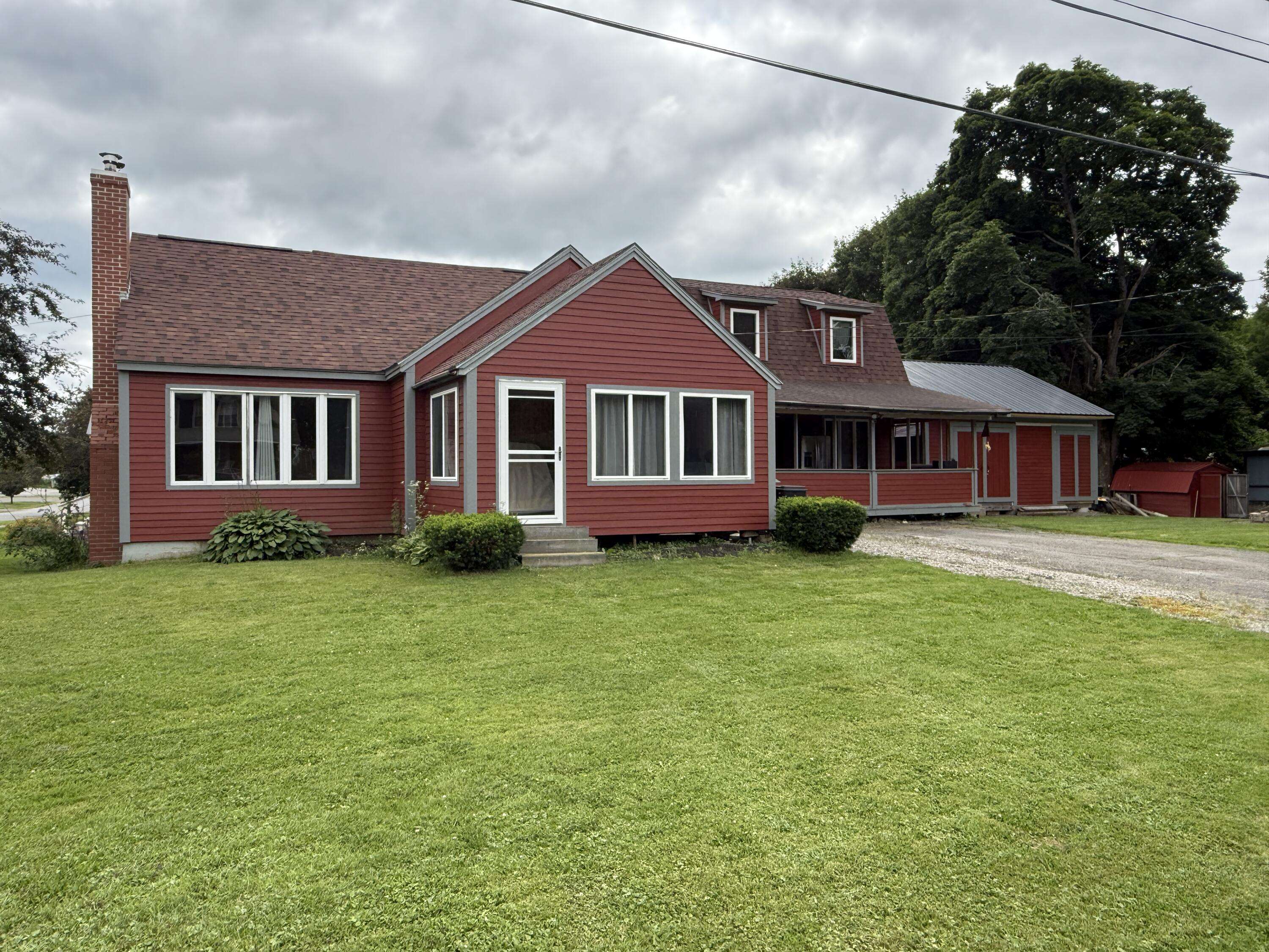 71 Pleasant ST, Houlton, ME 04730