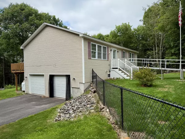 Chelsea, ME 04330,88 Hillcrest Dr EXT