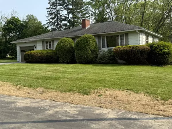 29 Birchwood Blvd BLVD, Brewer, ME 04412