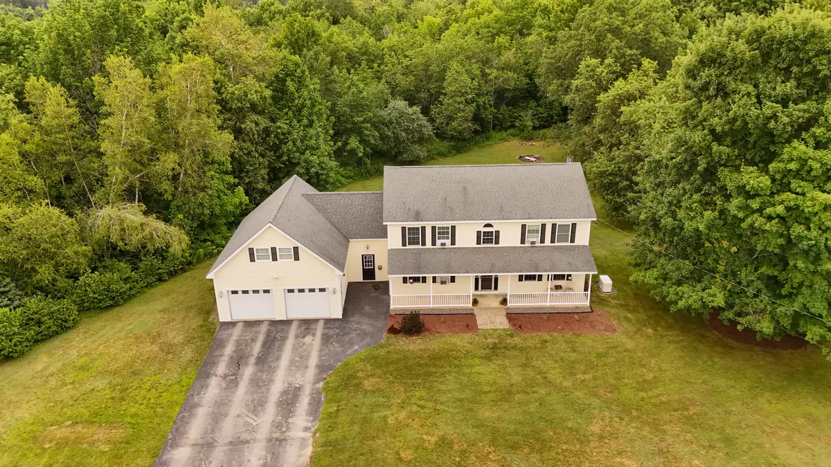 Corinth, ME 04427,3 Village DR