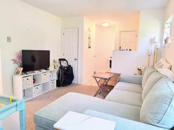 Portland, ME 04102,46 Glenridge DR #46