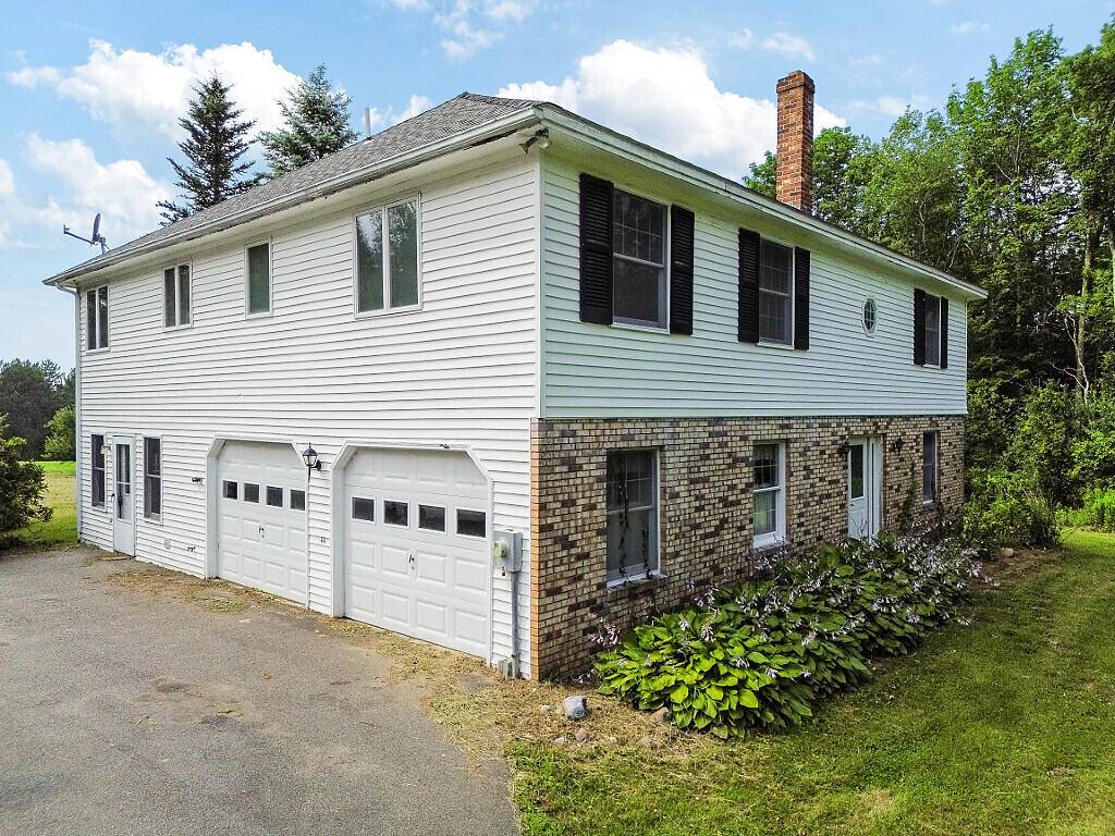 430 Gorden RD, Readfield, ME 04355