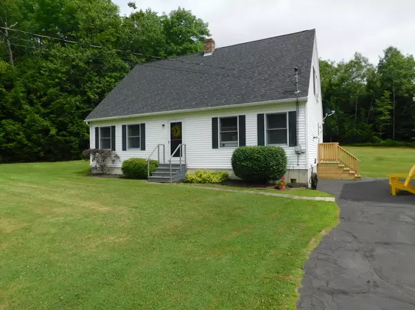 Skowhegan, ME 04976,435 Canaan RD