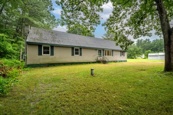 South Berwick, ME 03908,24 Waterside LN