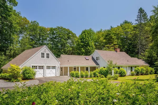 135 Start RD, Camden, ME 04843