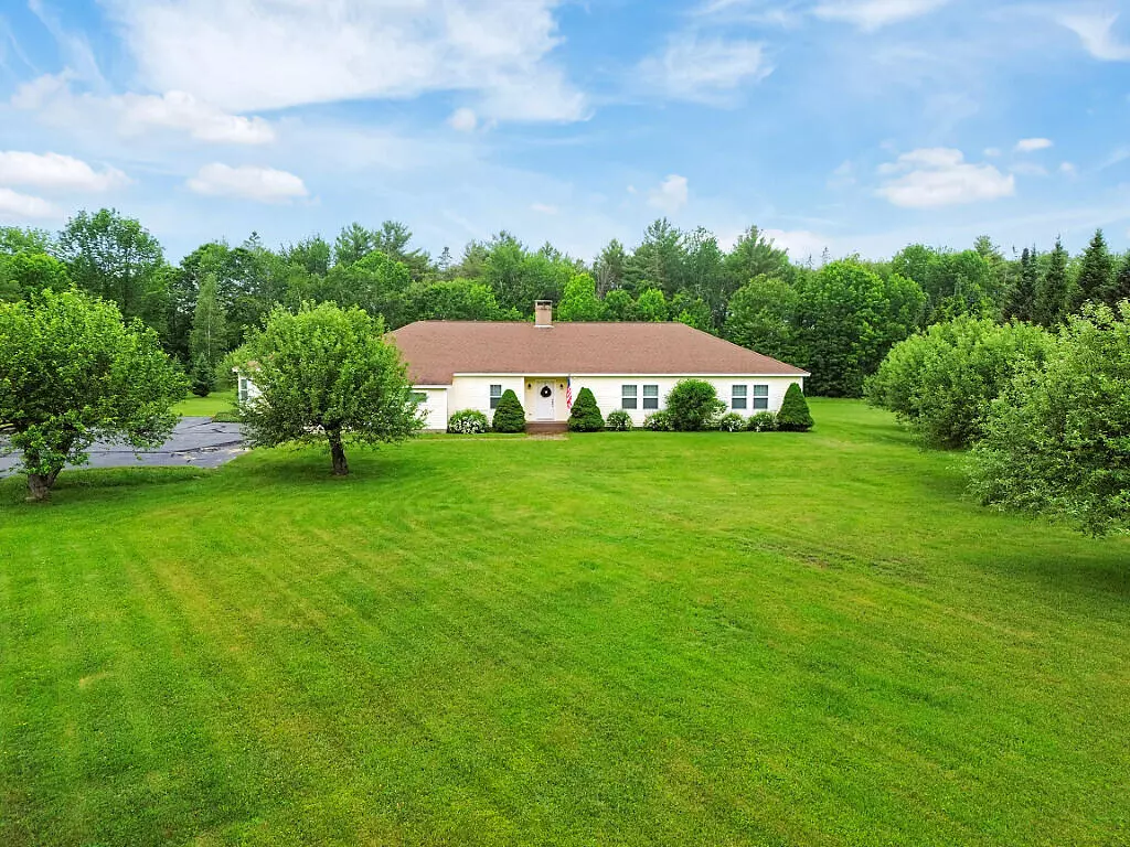 Winthrop, ME 04364,71 Winthrop Center RD