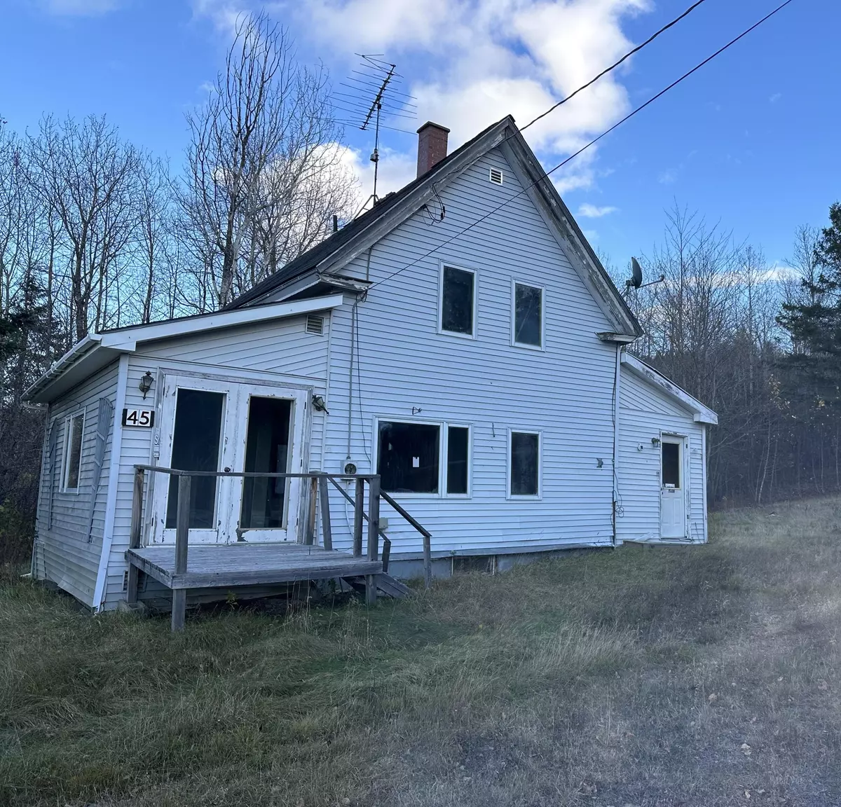 Fort Kent, ME 04743,45 Jacob RD