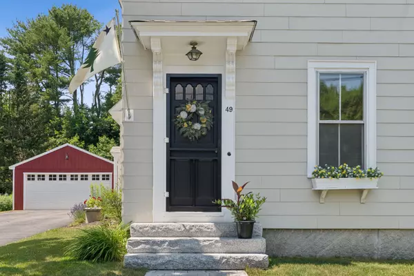 Kennebunk, ME 04043,49 Brown ST
