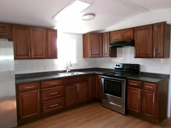 Greene, ME 04236,13 Sunset Hill RD